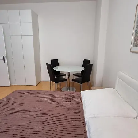 Appartamento Londynska 83